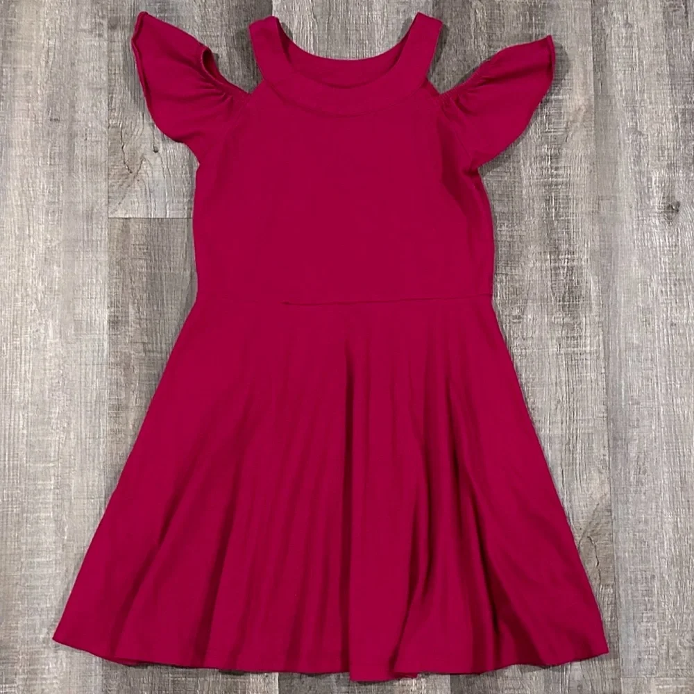 💞 Girls Size 10-12 (Large) Magenta Cold Shoulder Dress